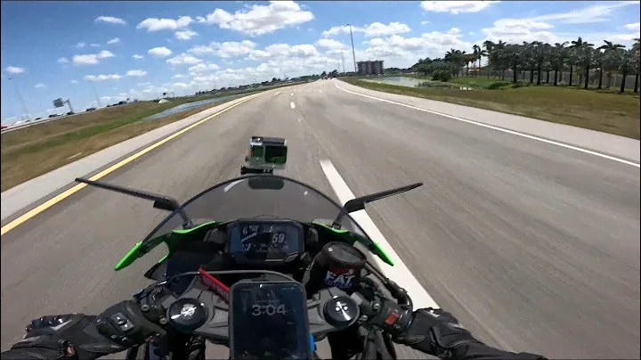 My thoughts on the 2024 ZX6R ft. M4 exhaust pops 💥💥💥 #2024 #zx6r #motorcycle #review #kawasaki